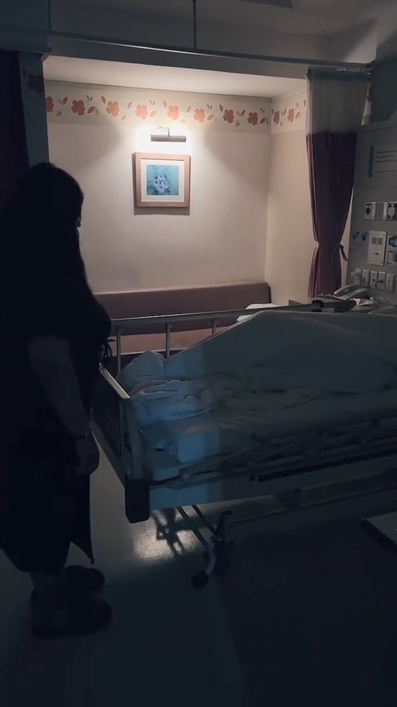 แกล้งหลอกผี